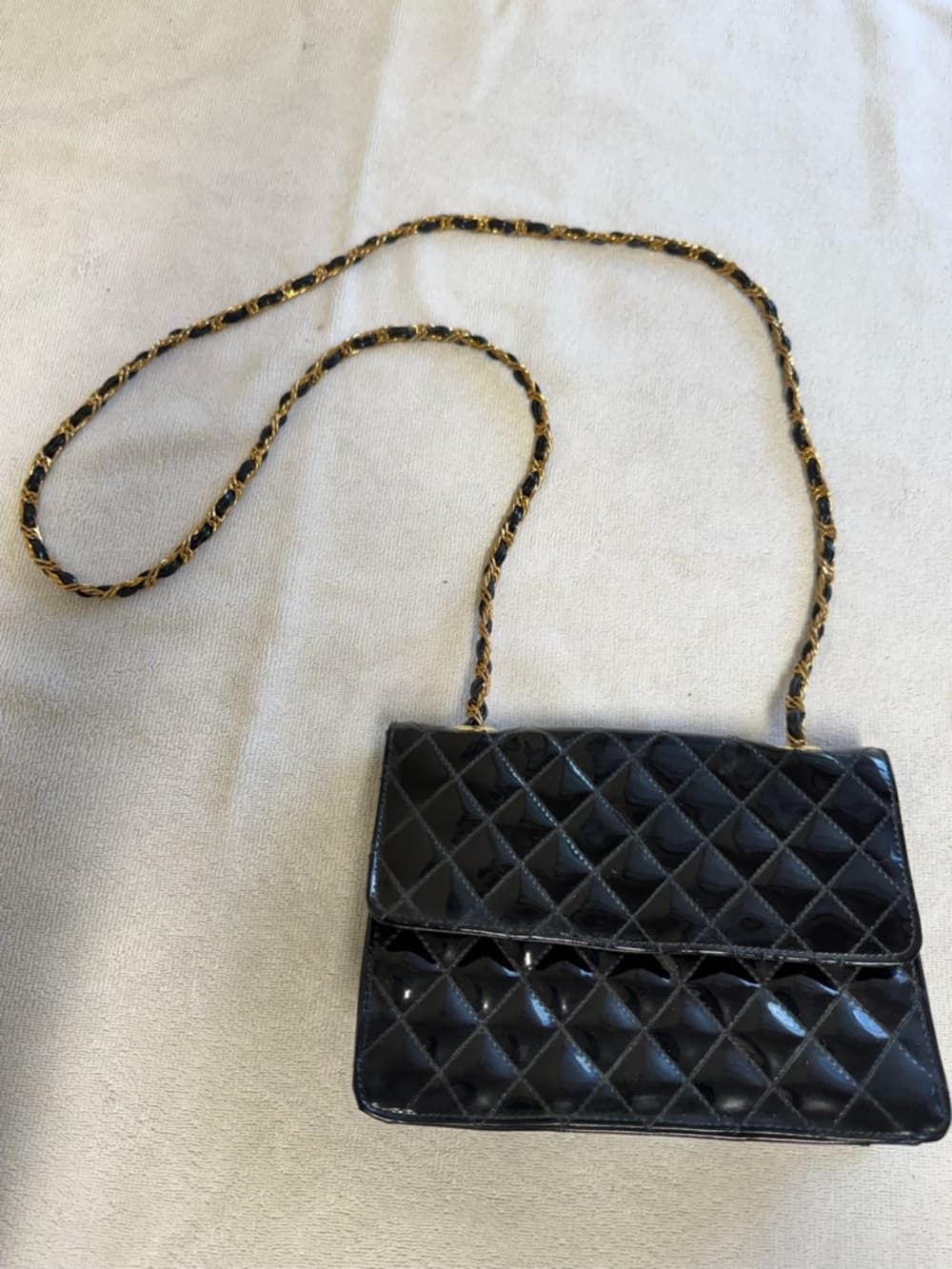 Classic Quilted Black Shoulder Bag with Chain Strap