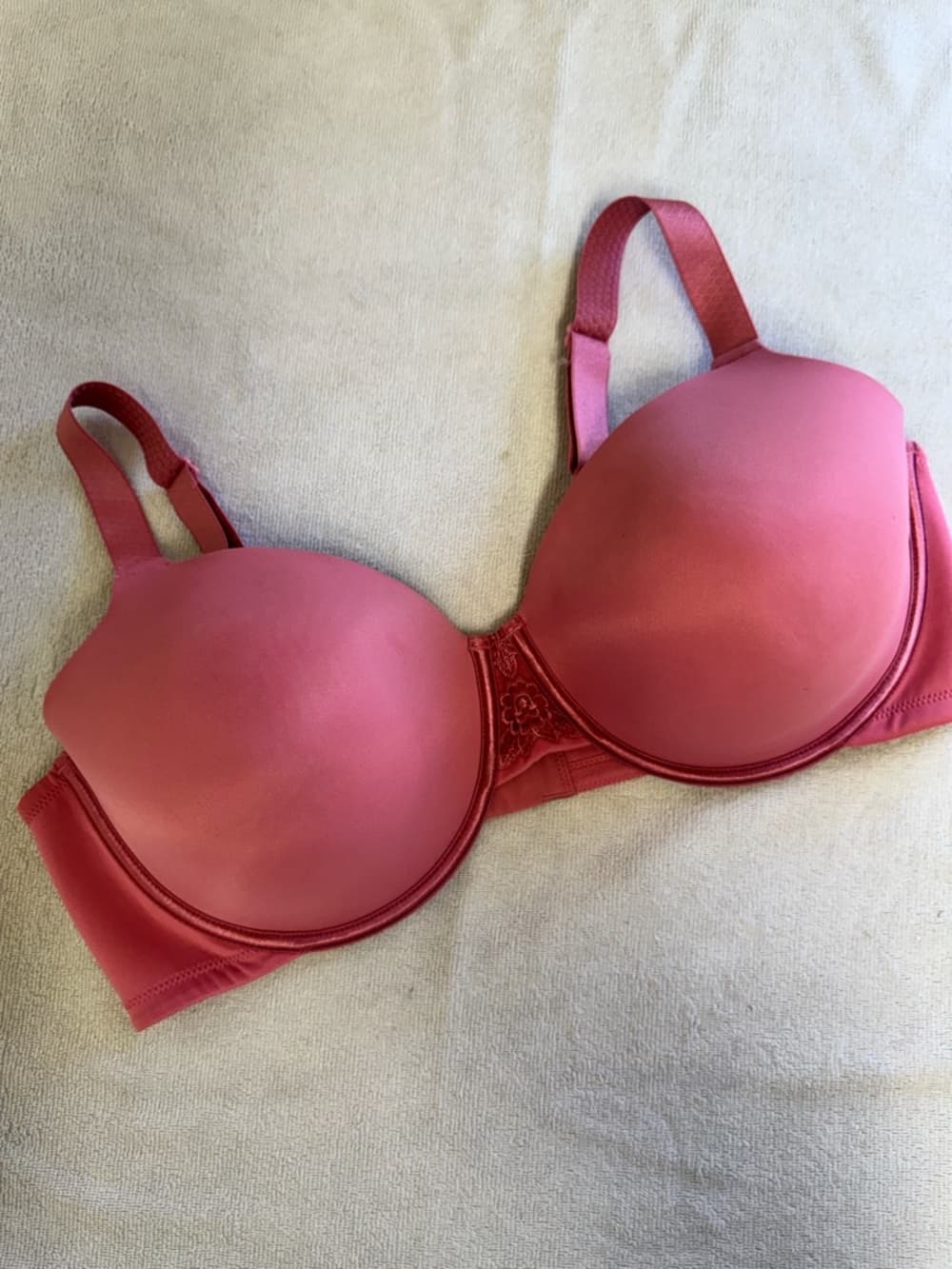 Vanity Fair Rose Pink Smooth Molded Bra with Floral Trim