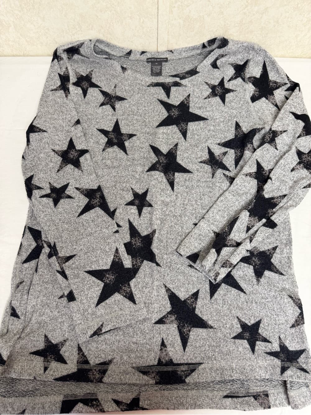 Chelsea & Theodore Gray Crewneck Sweater with Black Star Print
