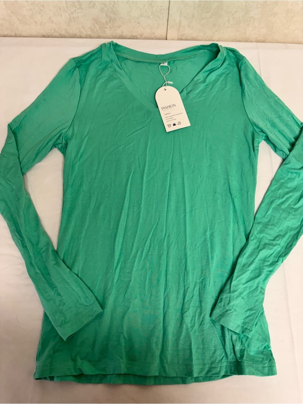 Women's Emerald V-Neck Long Sleeve Tee