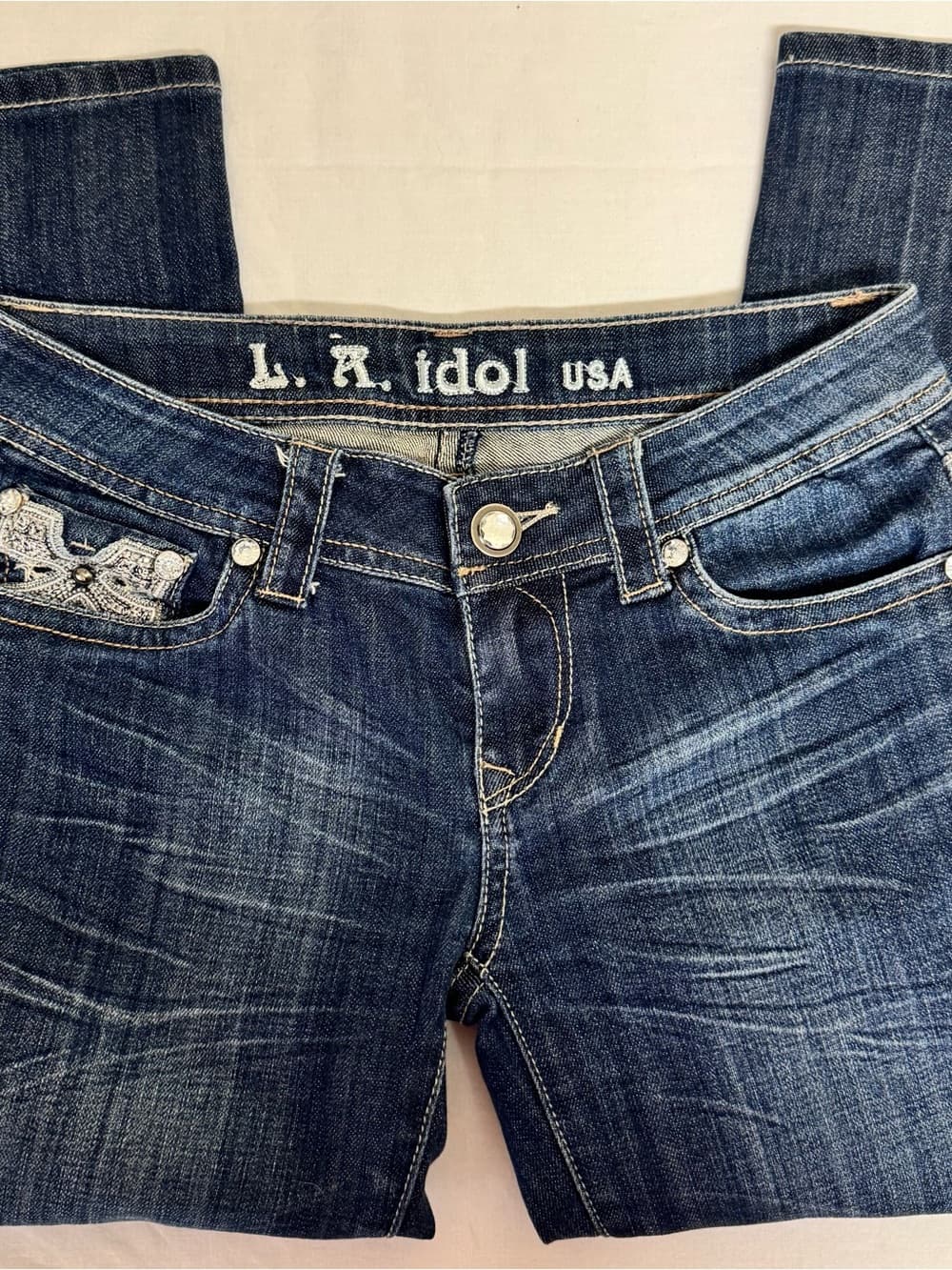 L.A. idol Women's Dark Wash Skinny Capri Jeans
