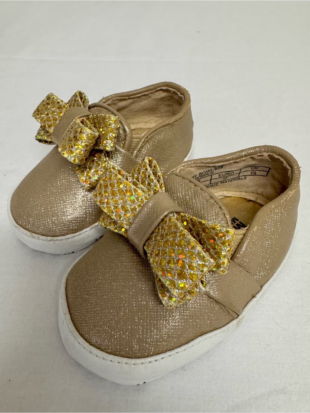 MICHAEL Michael Kors Girls Gold Glitter Slip-On Sneakers with Sequin Bow Accent