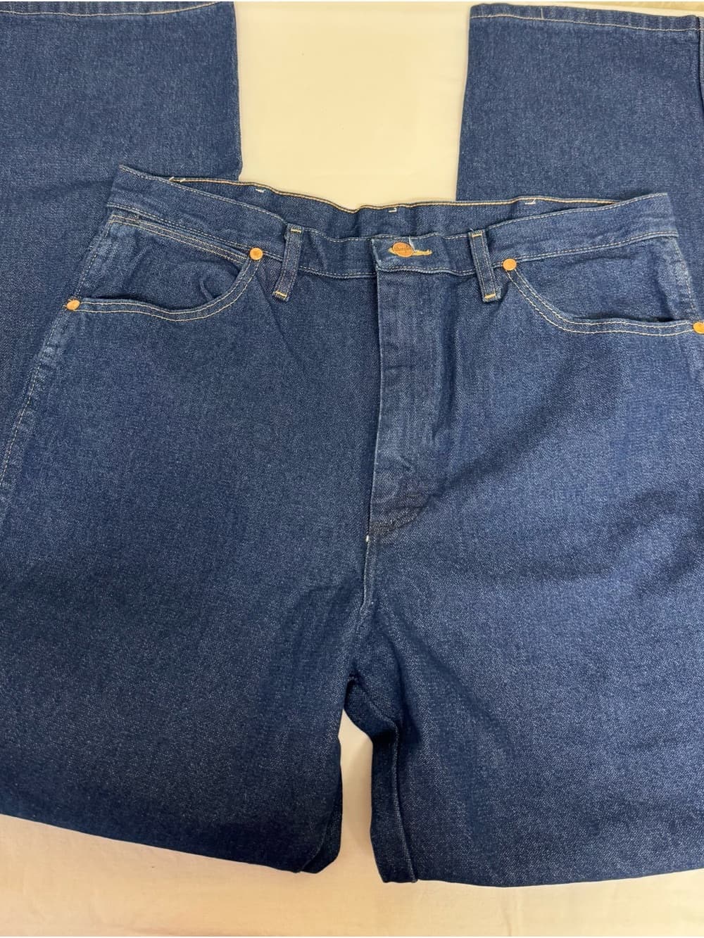 Wrangler Men's Dark Blue Relaxed Fit Jeans