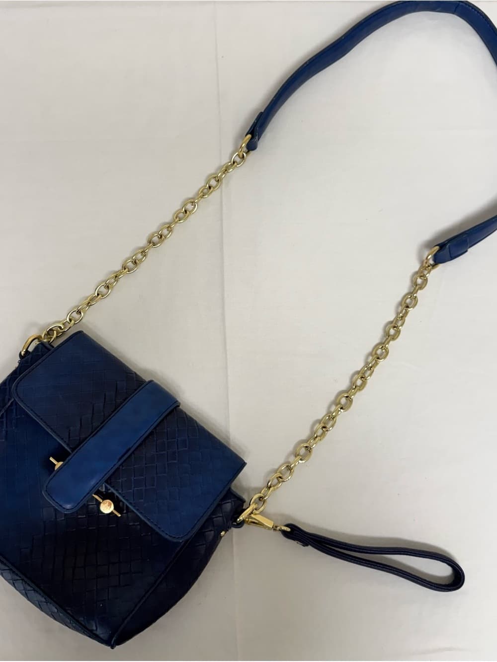 Blue Quilted Chain-Handle Women’s Shoulder Bag